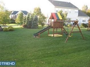 305 Butternut Ln, Collegeville, PA 19426