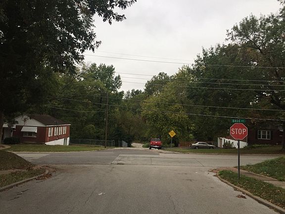 5th image of 716 Wesley Ave