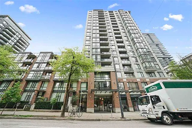 1082 Seymour Street Vancouver — Photo 1