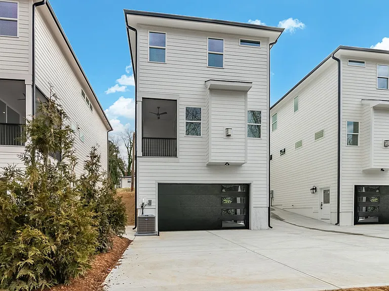 1008 Grant St — Photo 32