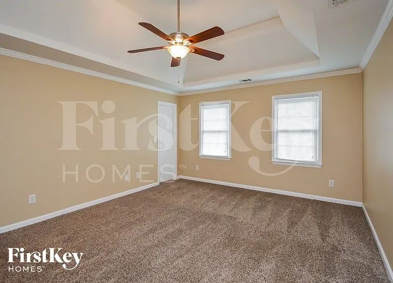 2107 Amherst Trl SE — Photo 7