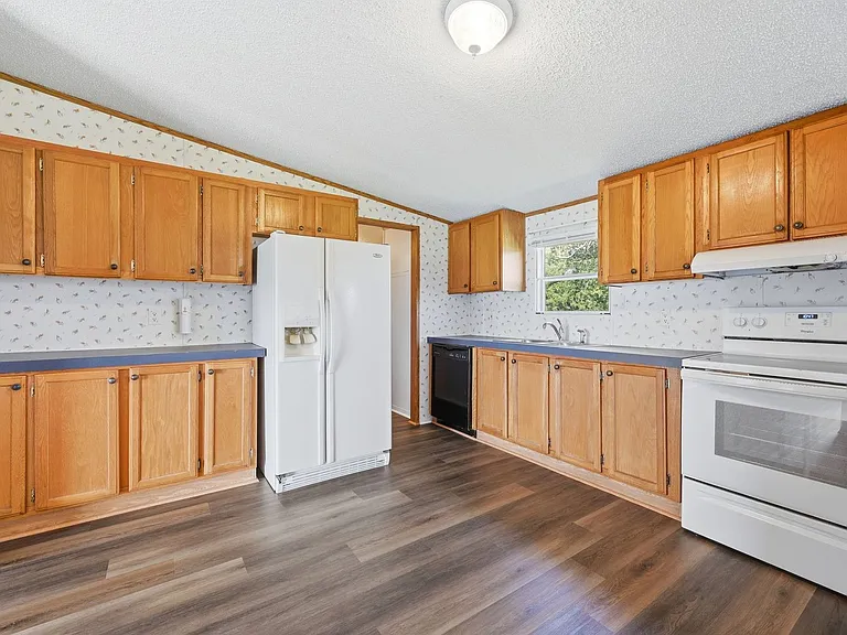 1385 Live Oak Rd — Photo 14