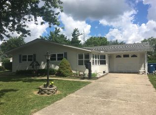 908 Wilson Ave, Hoopeston, IL 60942