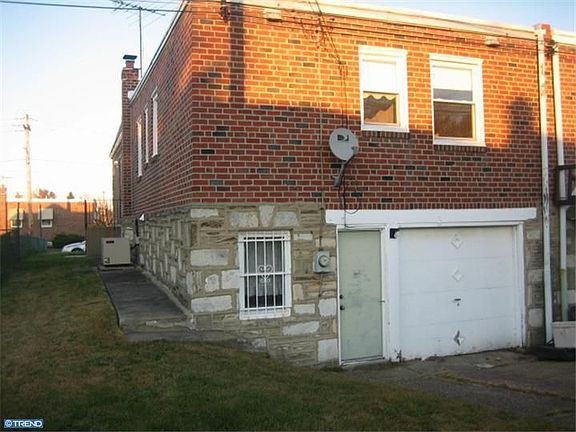 5th image of 1104 Borbeck Ave