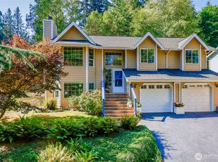 20791 Nachant Dr NE, Indianola, WA 98342