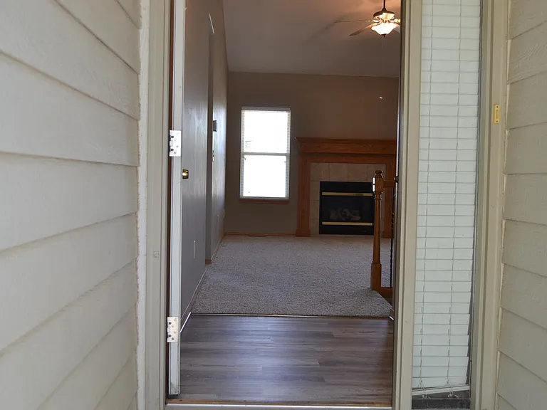 6022 E Ironhorse Cir — Photo 4
