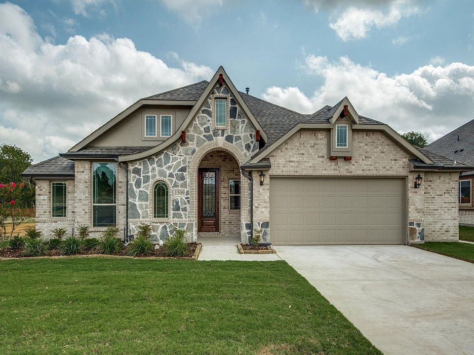 1st image of 1509 Cedar Creek Dr