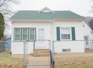1835 27th St, Moline, IL 61265