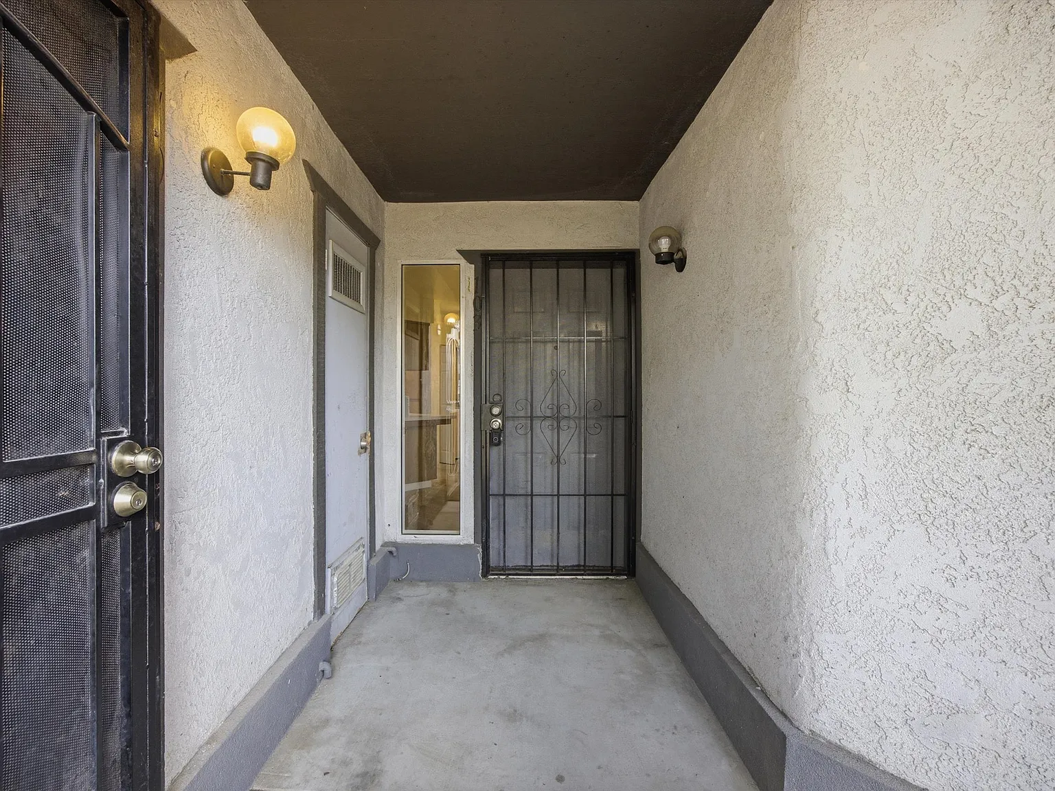 1 bed, 528 sqft, $1,200 — Photo 3