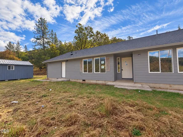 1780 Wards Creek Rd, Rogue River, OR 97537