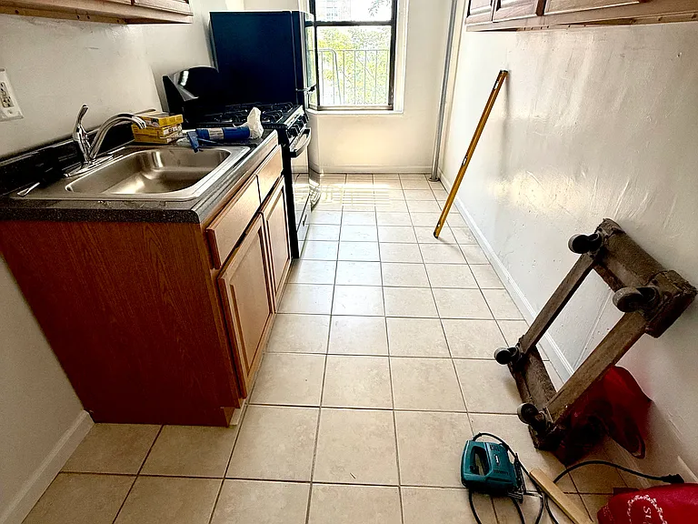 3315 Hull Ave #5G — Photo 3