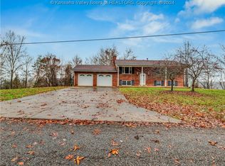 167 Young Rd, Red House, WV 25168