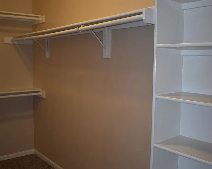 509 Lakota Ln — Photo 24