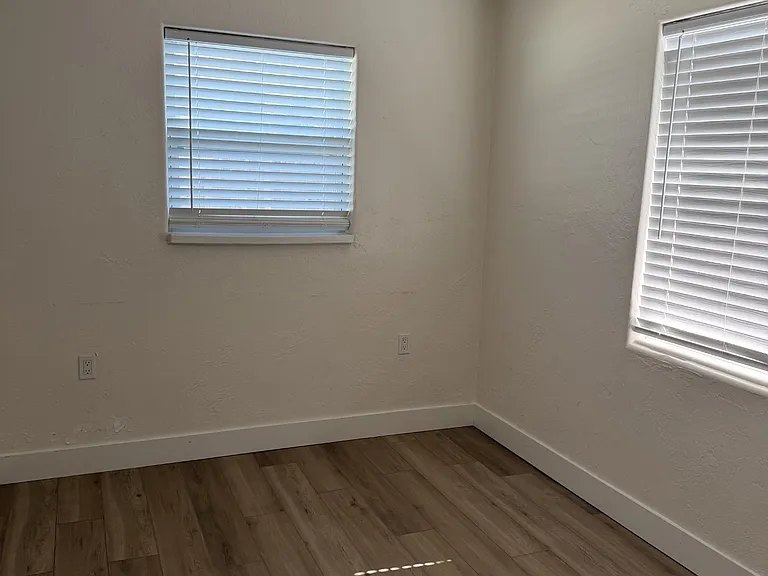 525 Morrison Ave #2 — Photo 7
