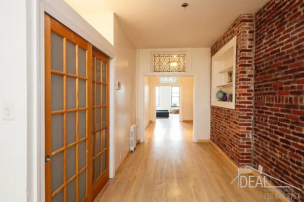 Rented by Ideal Properties Group | media 2