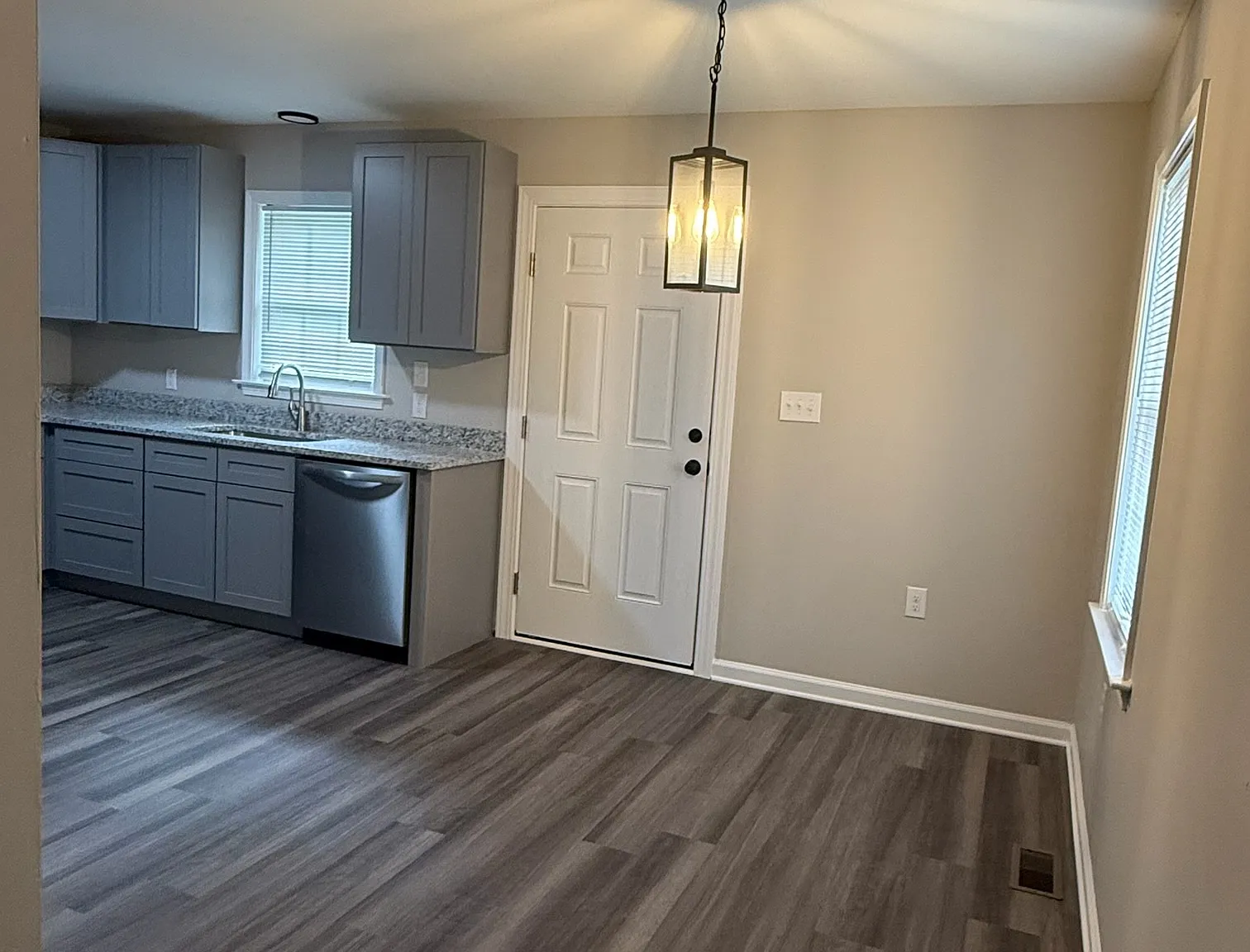 3 bed, 1120 sqft, $1,550 — Photo 4