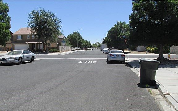 4th image of 15074 Filly Ln