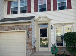 118 N Savanna Dr, Pottstown, PA 19465