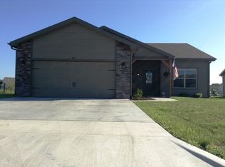 427 Northfield Rd, Manhattan, KS 66502