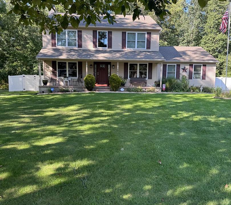 1st image of 161 Hayes Mill Rd