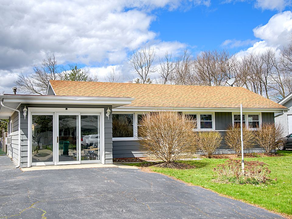 1st image of 37196 N Summerfield Dr