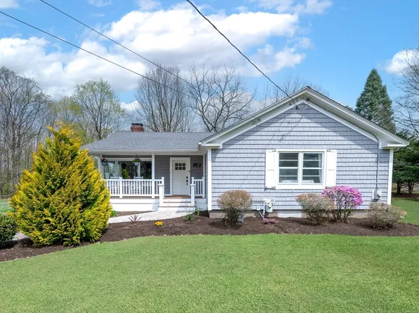 12 Claflin St, Hopkinton, MA 01748