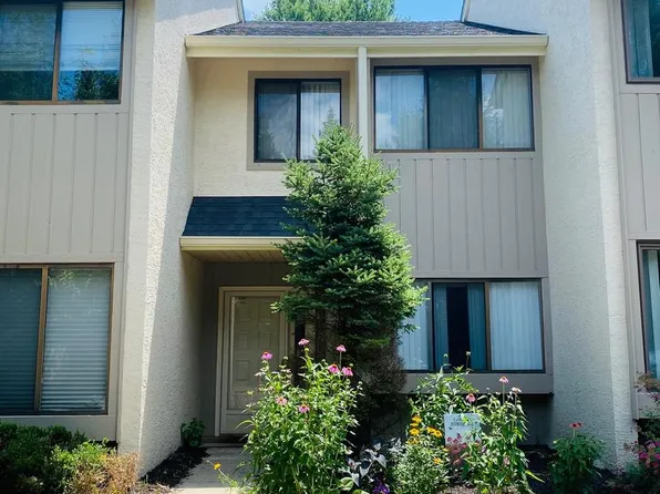 44 Landmark Dr, Malvern, PA 19355