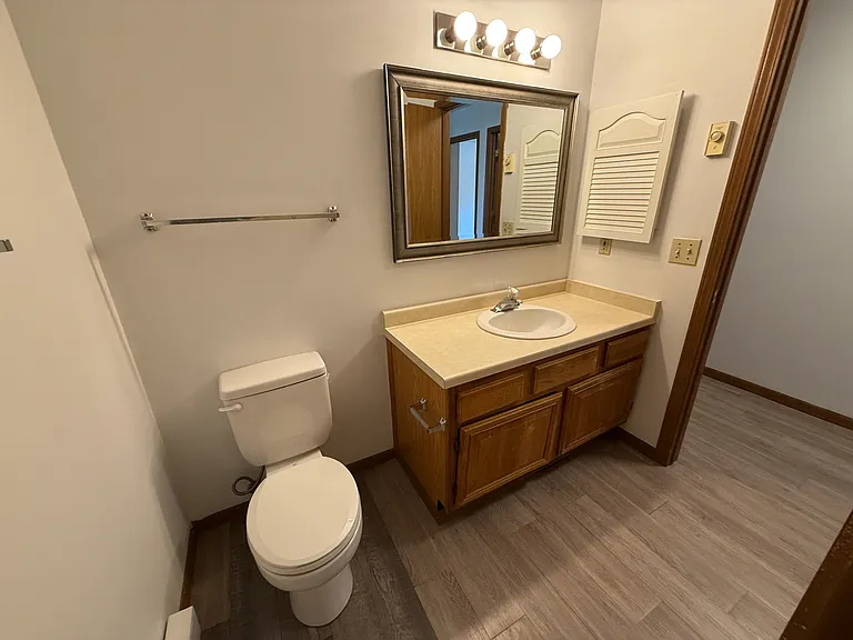 210 Howard St #1 — Photo 20