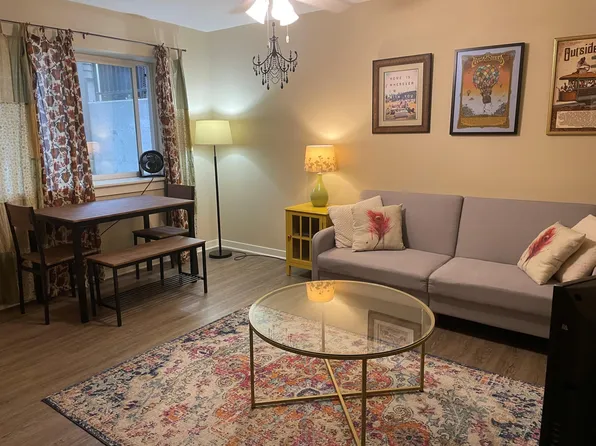 443 NE Graham St #B, Portland, OR 97212