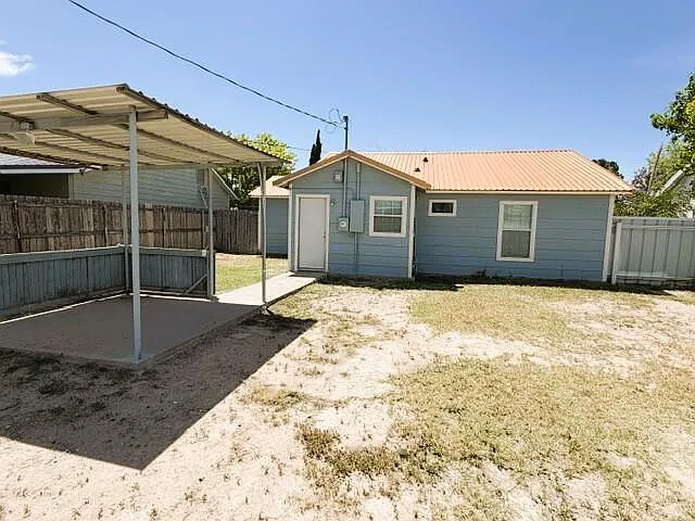 604 N Gillis St — Photo 20