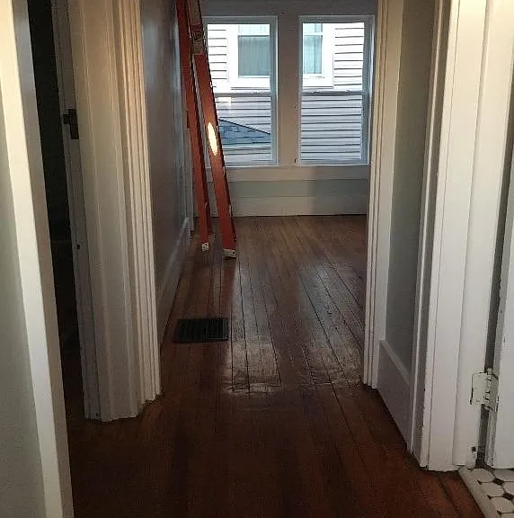 240 Highland Ave — Photo 22