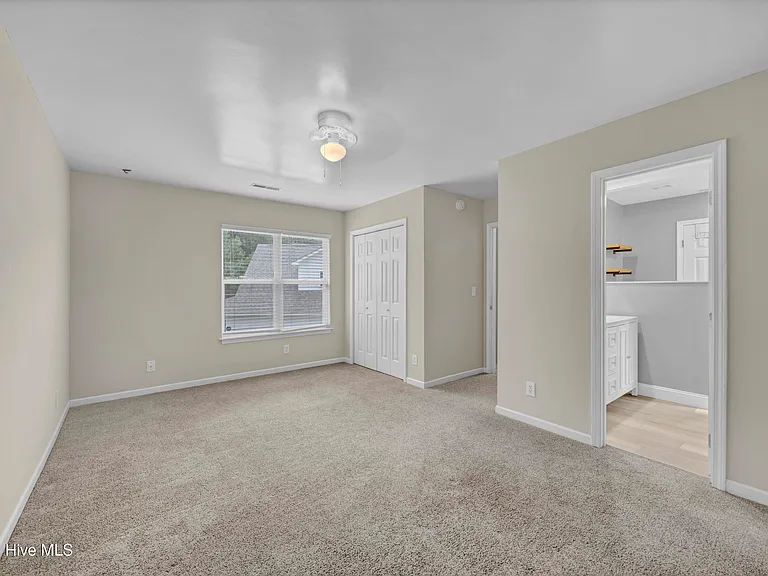 3234 Belmont Cir — Photo 16
