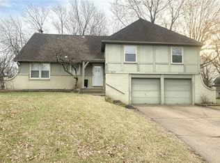507 S Washington St, Raymore, MO 64083