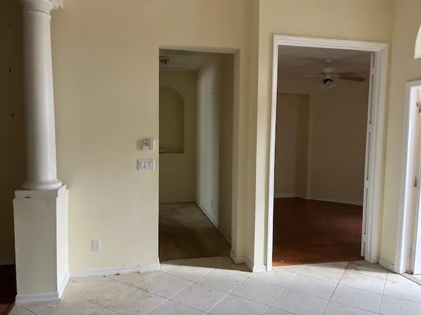 1599 Newhaven Point Lane, West Palm Beach, FL 33411
