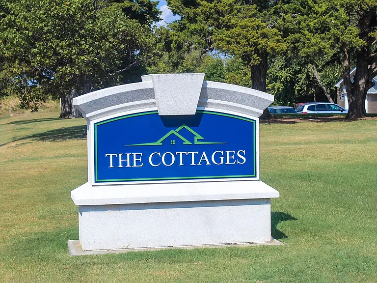The Cottages at UCO — Photo 4