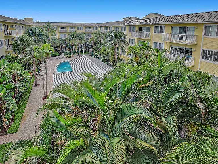1501 E Broward Blvd #804 — Photo 35