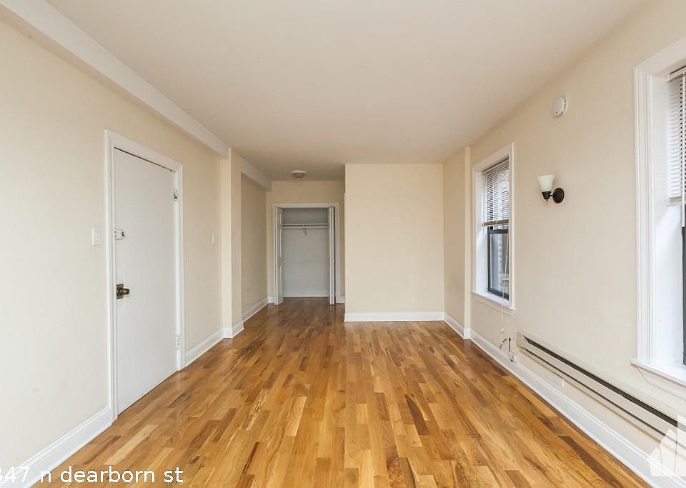 1st image of 1347 N Dearborn St #413