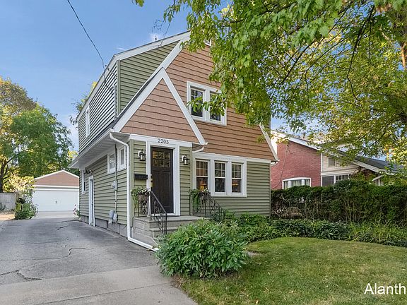 2nd image of 2205 W Main St