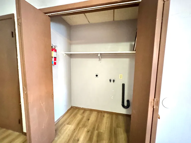 24 Locust St Apt 3 - Laundry Closet w/ Hookups Off Of Kitchen