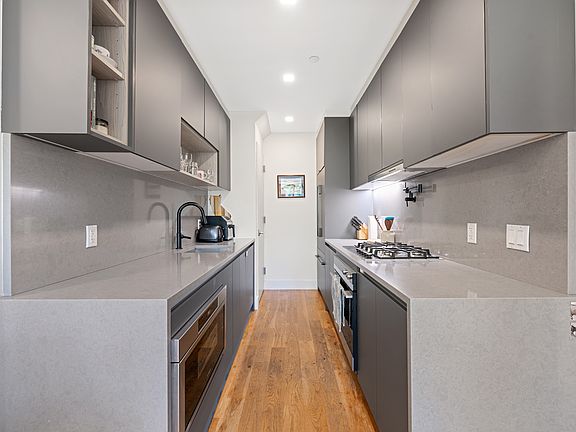 3rd image of 81 Powers St #4F