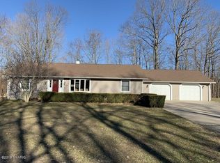 5300 Morning Aire Ln, Coloma, MI 49038