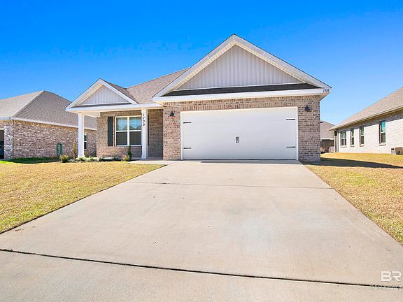 2nd image of 1709 Grouse St