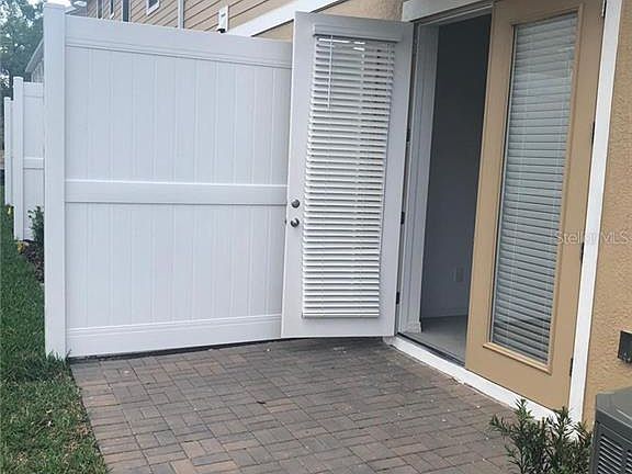 4th image of 1137 Presidential Ln