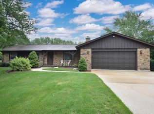 28508 Ray Dr, Waterford, WI 53185