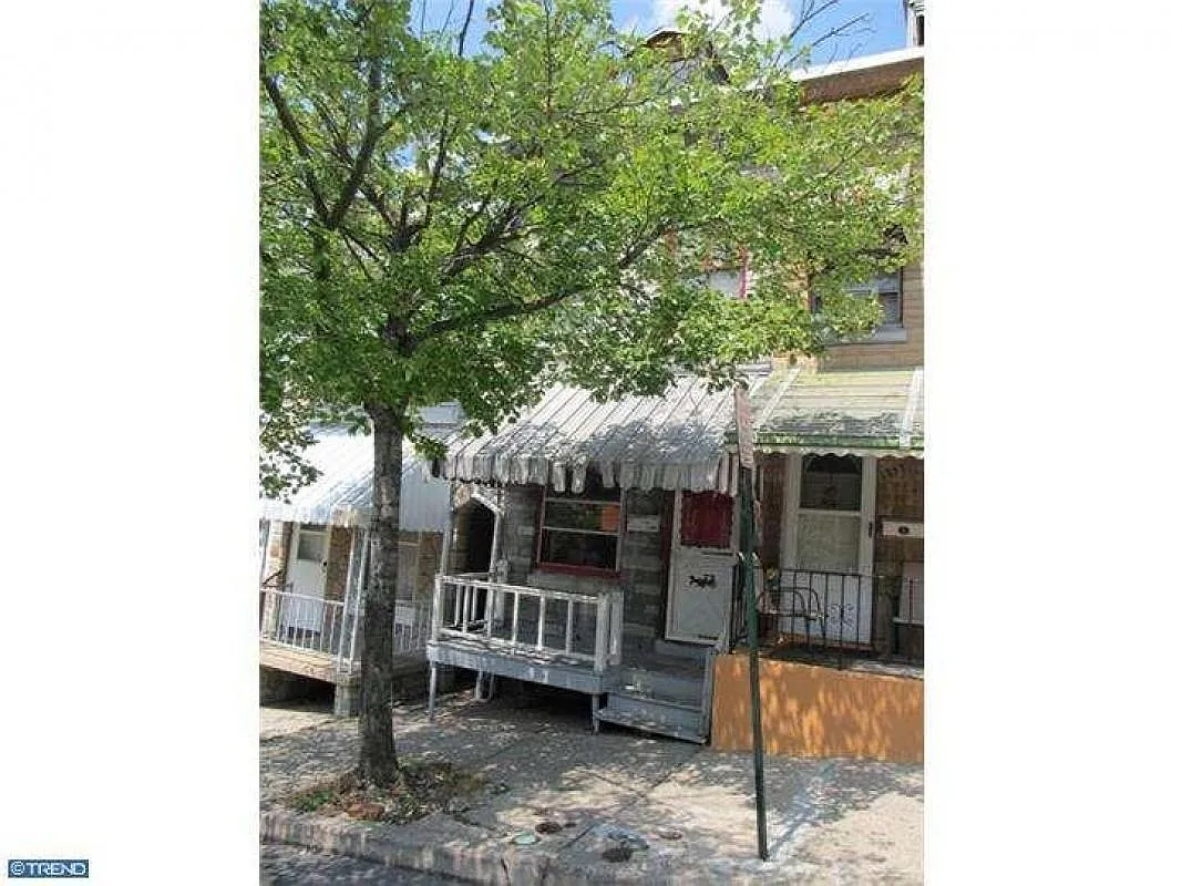1255 Buttonwood St photo 1