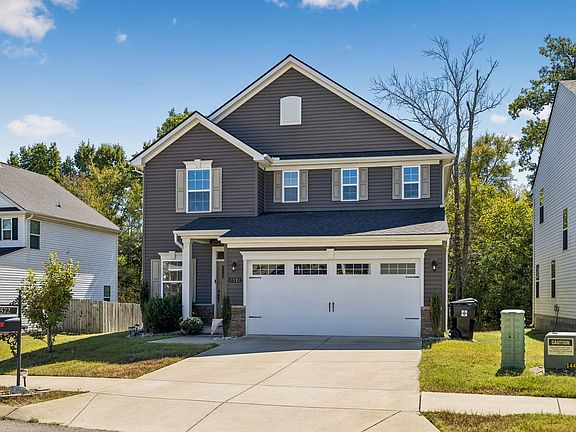 2nd image of 2572 Grove Park Way
