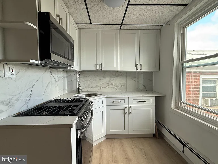 1247 Shackamaxon St #3 — Photo 2
