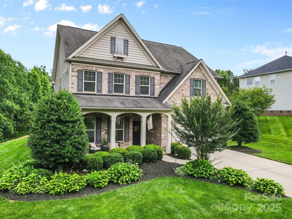 9801 Blackbird Hill Ln, Mint Hill, NC 28227