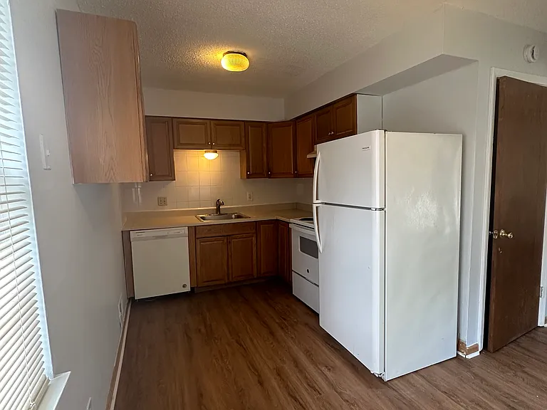 1007 SW Kings Cross Rd — Photo 7