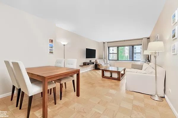 1st image of 160 E 38th St APT 6C